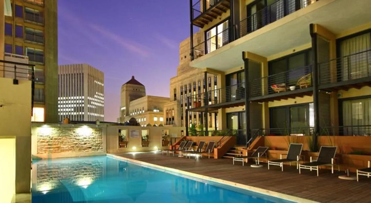 Piazza On Church 906 By Ctha Cape Town 0*,  South Africa